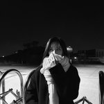 블랙코트는 안에 뭘 입어야되냐 진짜