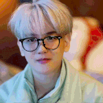 [댓글부탁해] 본진 안경쓴 짤 좀!!!!!