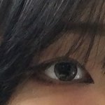 [댓글부탁해] 나 <b>눈</b>화장 <b>이</b>따구로하고 민증 찍었는데