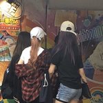 [댓글부탁해] 여름에 돌핀<b>팬츠</b> 안에 속바지 이런식으로 튀어나오게...
