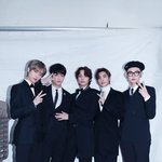 투바투 작년 <b>골디</b>