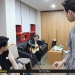 [펜타곤] ....형 아닌데요??