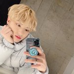 [더보이즈] 우리오빤 성대<b>모사</b> 연습하고있었내.. 아귀여눠