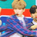 [펜타곤] 우리 이젠 <b>연차</b> 좀 쌓여서