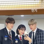 뮤뱅 <b>엠씨</b>랑 인가 <b>엠씨</b>랑 둘중에