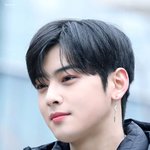 청순 과다 <b>섭취</b>한 고급진 아우라
