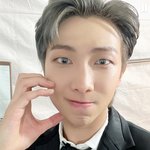 방탄 뉴셀카 올라와써 ㅠ