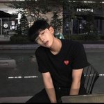 [댓글부탁해] 유튜브에 뚱뚱한 사람이 <b>먹방</b>하는 거