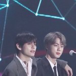 뷔랑 <b>진이</b>랑 엮지마