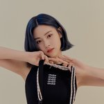 이 <b>머리색</b> 뭐임
