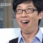 [들어와들어] 아이유가 블루밍을 <b>작사</b>했을 때의 생각을 간접체험 해볼...