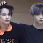 [TXT] 그냥 <b>휴닝이</b>의 머리를 살려두면 안되는걸까