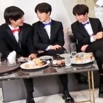 [방탄소년단] 남준이 또 <b>호석</b>이 줘라