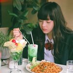 니네 <b>향수</b> 몇개있어 ?