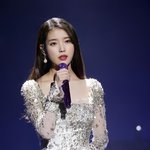 아이유 <b>배</b>에 복근있다