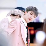 [펜타곤] 유니들 이 의상 입은 날