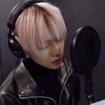 <b>녹음</b> 비하인드길래 노래 하는 거 들려주는 줄 알았는데