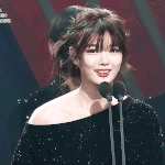 김유정 <b>이</b> 짤 왜 앞머리 고데기 <b>안</b> 한 것 같냐
