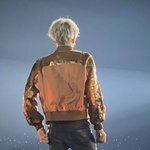 ??? 이거 진짜 방탄 <b>슈가</b>야???