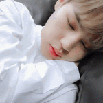 지민아 <b>자니</b>?