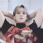 변백현 이 사진 개쩔지 않아???