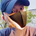 난 변백현 <b>한강산책</b> 브이앱 보면 그렇게 잠이