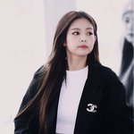 <b>제니</b> 짤털할게 보고 가❤️