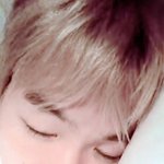 <b>변백현</b> 지금 내 옆에서 자는 중