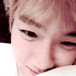 백현이 이날 <b>진자</b> 사랑스러웟어