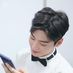 '알고리즘' <b>마저</b> 추천할 비주얼