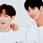 [펜타곤] 유니들 마요네즈 응원보드 합쳤대!!!!