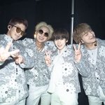 <b>위너</b> 늦덕인데