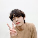 김태형은 왜 갑자기 <b>셀카</b>를 못찍게 된거지..