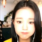 방학동안 살빼고 <b>아린</b>메이크업 하고다닐거임