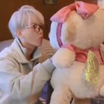 <b>변백현</b> 곰돌이 인형에