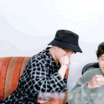 [방탄소년단] <b>유익</b>한 달방이었다..