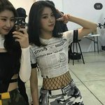 <b>류진</b>