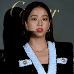 카메라 플래시랑 싸워서 이기는 <b>연옌</b>