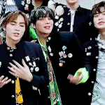 [NCT즌] 우리 정우님이날<b>셀카</b>왜없냐고진짜님
