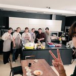[방탄소년단] <b>귀여어</b>ㅓㅠㅜㅜㅜㅜㅜㅜ짹 왔다