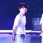 근데 정국 이미지 <b>전이</b>랑 완전 바뀐거같지않냐