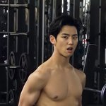 [펜타곤] 진짜 <b>앙큼</b>한 뱁새 아니냐