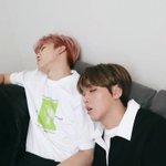 [NCT즌] 왼른 <b>세상</b>에서 제일 잘지킴