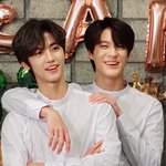 [NCT즌] 지루한 <b>오후</b>에는