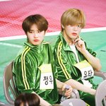 [NCT즌] 얘들아 윹정 안먹니....?