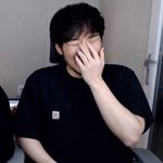 <b>던킨</b>을 먹을까 크리스피를 먹을까