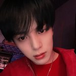아 <b>엠씨</b> 대기할때 셀카올려주는 아이돌