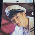 [NCT즌] 나 위<b>영</b> 마크 개좋아하는데 특히 이 엘홀더