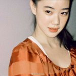 <b>이마</b> 넓고 정수리 길이 짧고 턱도 짧은 유형인데