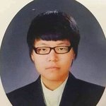 한국래퍼들은 <b>학창</b>시절에 일진이거나 찐따거나